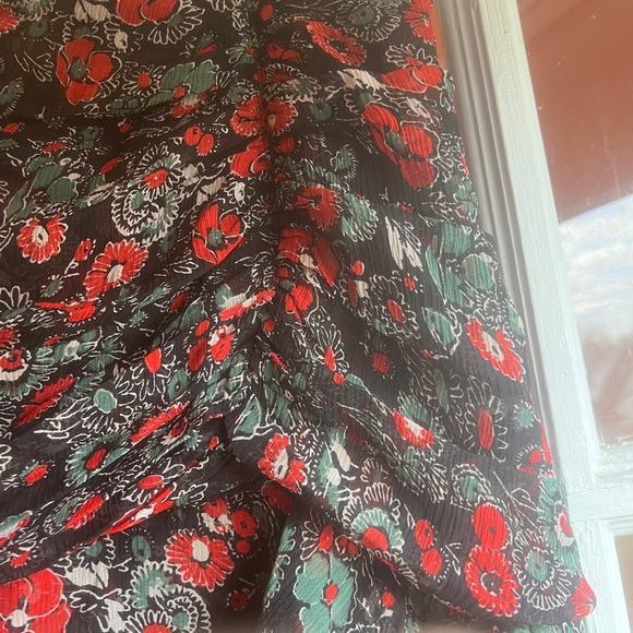VERONICA BEARD Mini Skirt Black Red Sz 2 Floral Print Ruched Front Zip Chic - Picture 10 of 12